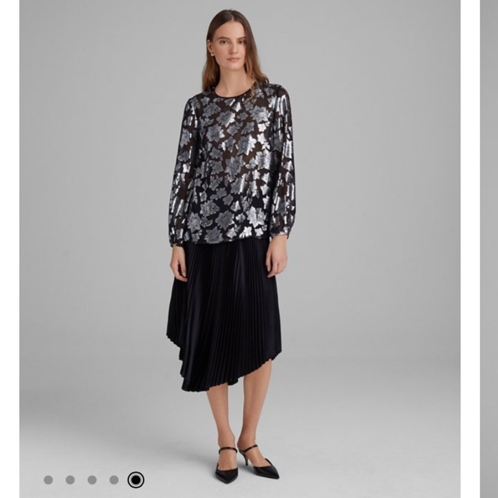 𝅺BNWT Club Monaco Crewneck Jacquard Top